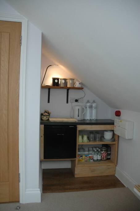 Cowslip Barn Annexe, Countryside Stay Near Чичестер Экстерьер фото